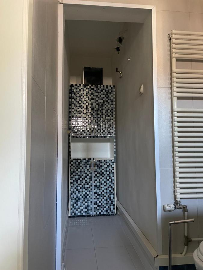 Apartmán Apartament Cu 3 Dormitoare Jolie.M Galaţi Exteriér fotografie