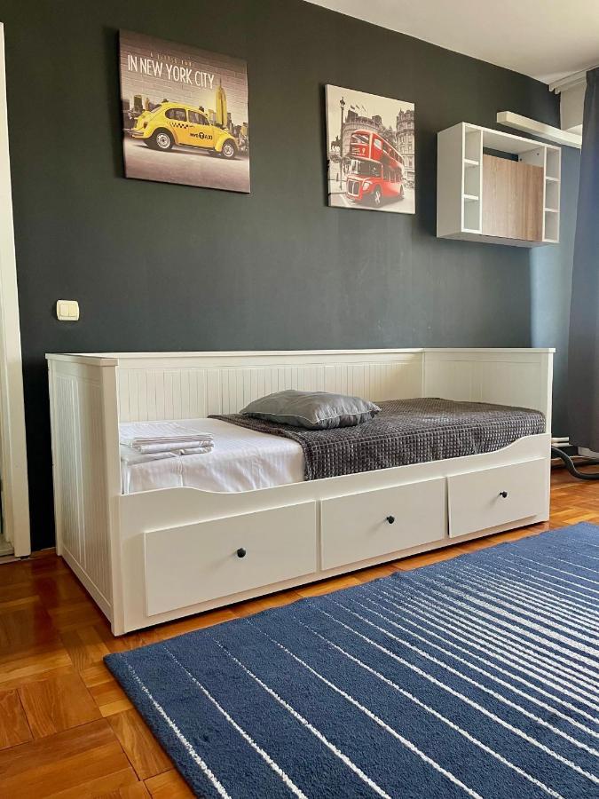 Apartmán Apartament Cu 3 Dormitoare Jolie.M Galaţi Exteriér fotografie